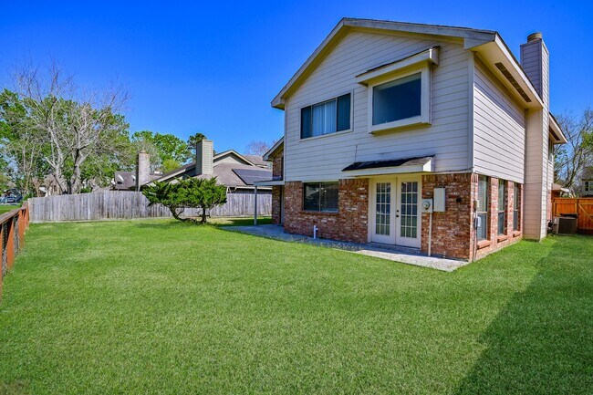 Building Photo - 3410 Streamside Ln