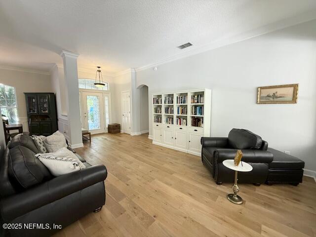 Building Photo - 12784 Cattail Pond Cir S