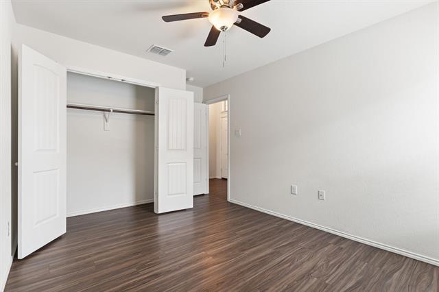 Building Photo - 312 Saguaro Dr