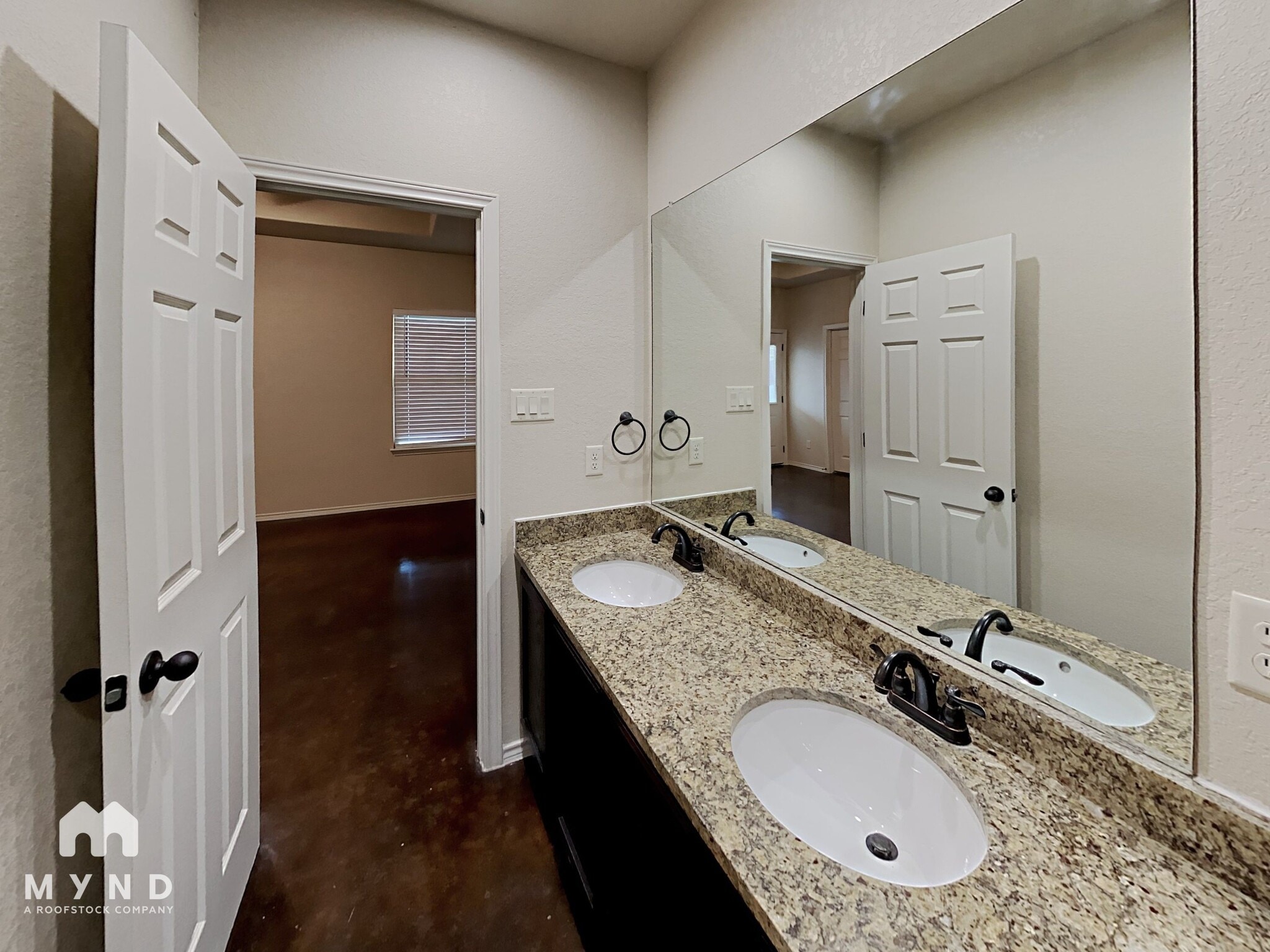 Building Photo - 228 Kaspar Way
