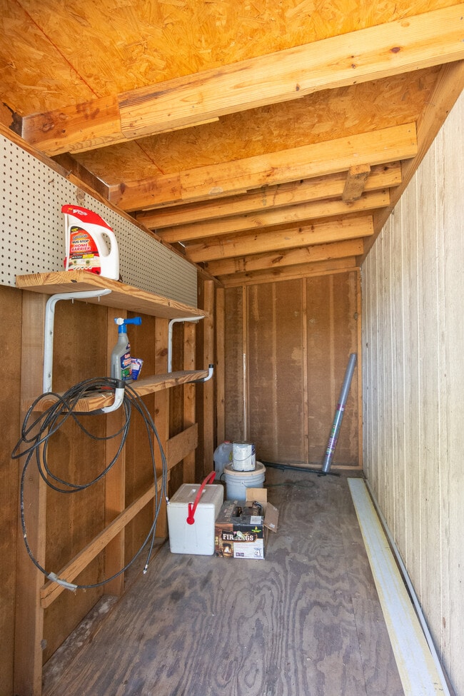 Building Photo - 13116 Amarillo Ave