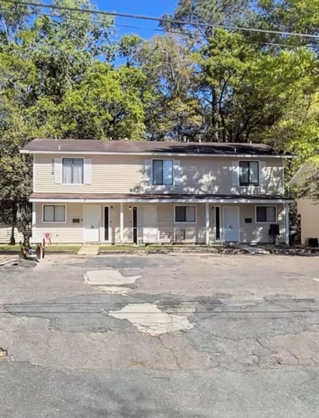 Building Photo - 1819 S Gadsden St