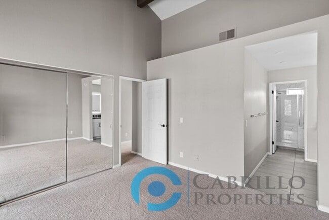 Building Photo - 4024 Crystal Dawn Ln