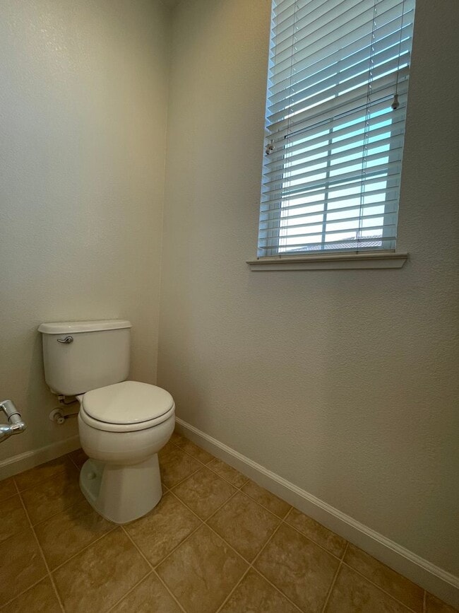 Building Photo - Two Story Home w/ Fridge Included, Attache...