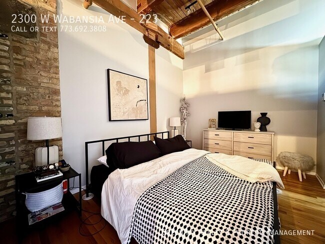 Building Photo - 2300 W Wabansia Ave