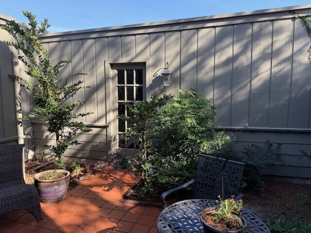 Building Photo - 6511 Kenyon Ln