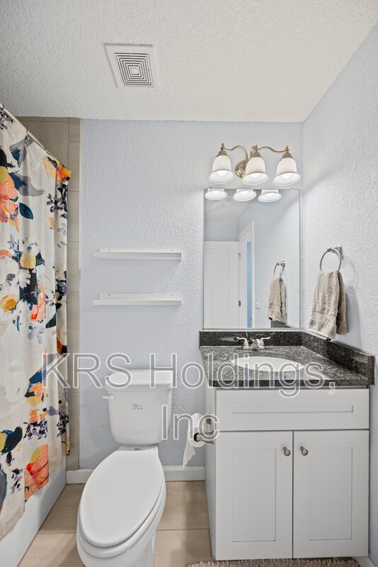 Building Photo - 9553 14th Bay St