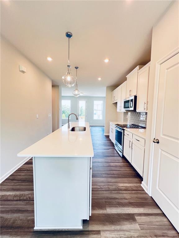 Building Photo - 2684 Brookview Dr NW