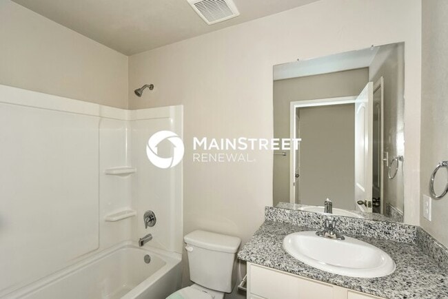 Building Photo - 3 Bedroom Pet-Friendly Home in San Antonio, TX with Main Street Renewal