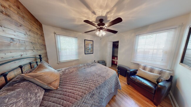 Building Photo - Sylvan Park Fully Furnished Home and Guest...