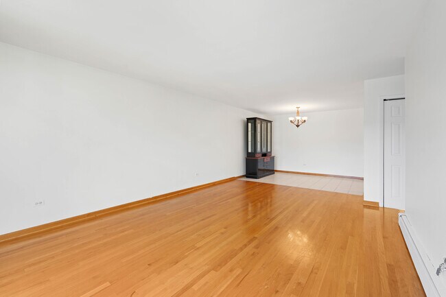 Building Photo - 8970 N Parkside Ave