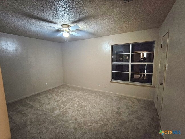 Building Photo - 1108 Covey Ln