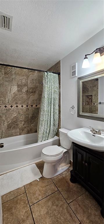Building Photo - 8821 Coral Palms Ct