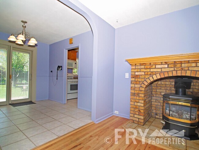 Building Photo - Great Home in Wellshire Neighborhood