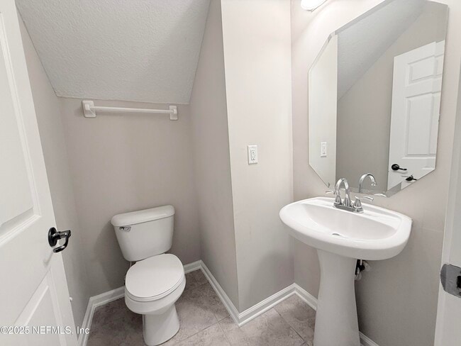 Building Photo - 3676 Hartsfield Forest Cir
