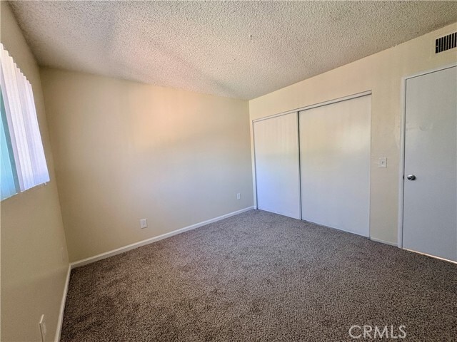 Building Photo - 1452 3rd St