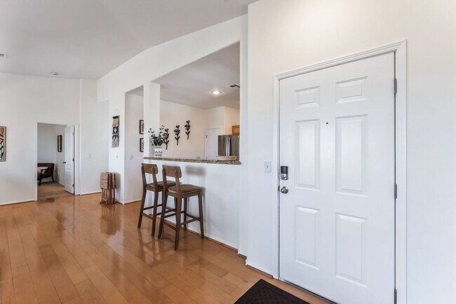 Building Photo - 904 Duckhorn Ct