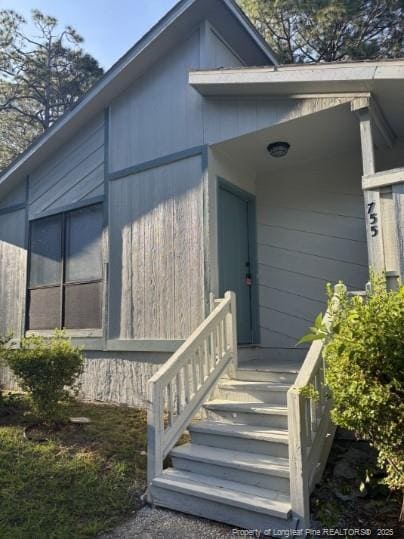 Building Photo - 755 Hedgelawn Way