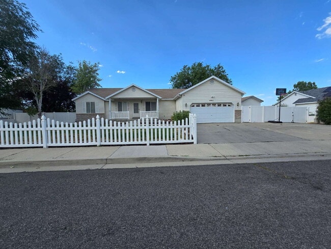 Primary Photo - Spacious 5-Bedroom West Valley City Home w...