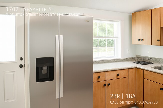 Building Photo - 1702 Lafayette St