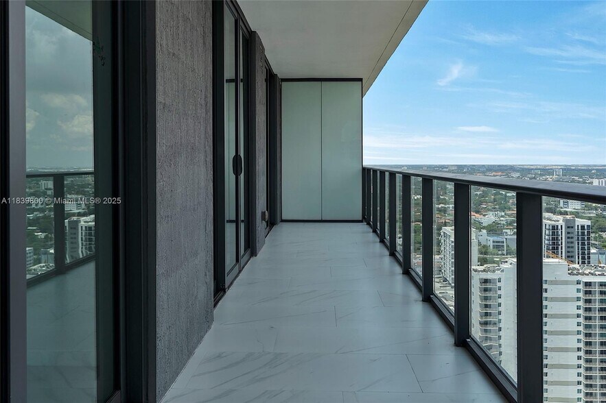 Building Photo - 1300 S Miami Ave