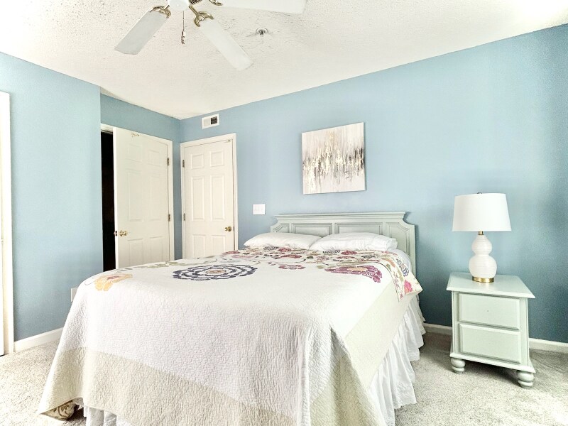 Building Photo - 412 Rivertree Ln