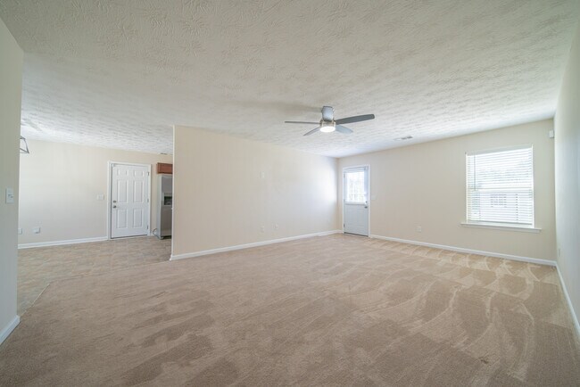 Building Photo - 5788 Sandy View Dr