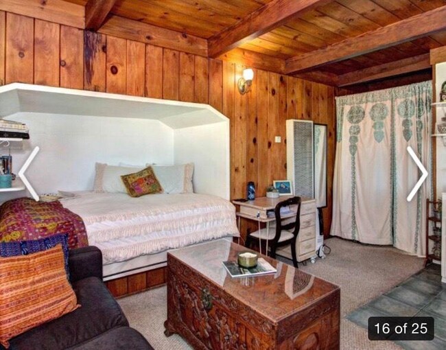 Building Photo - 241 7th Ave