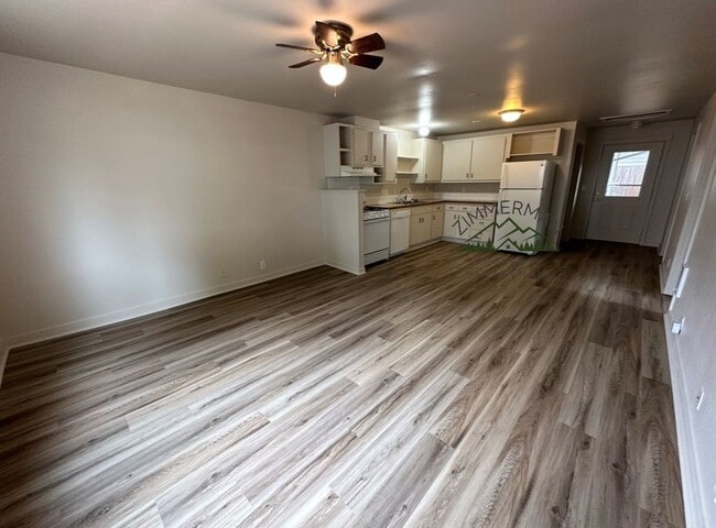 Building Photo - 2 Bedroom For Rent In Santa Clara