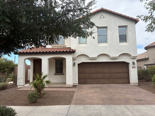 Building Photo - Special **BEAUTIFUL 3 BEDROOM/3 BATHROOM HOME LOCATED IN EASTMARK (ELLSWORTH & RAY)**