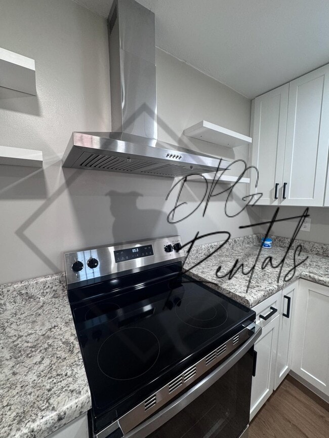 Building Photo - 135 Rhea Dr