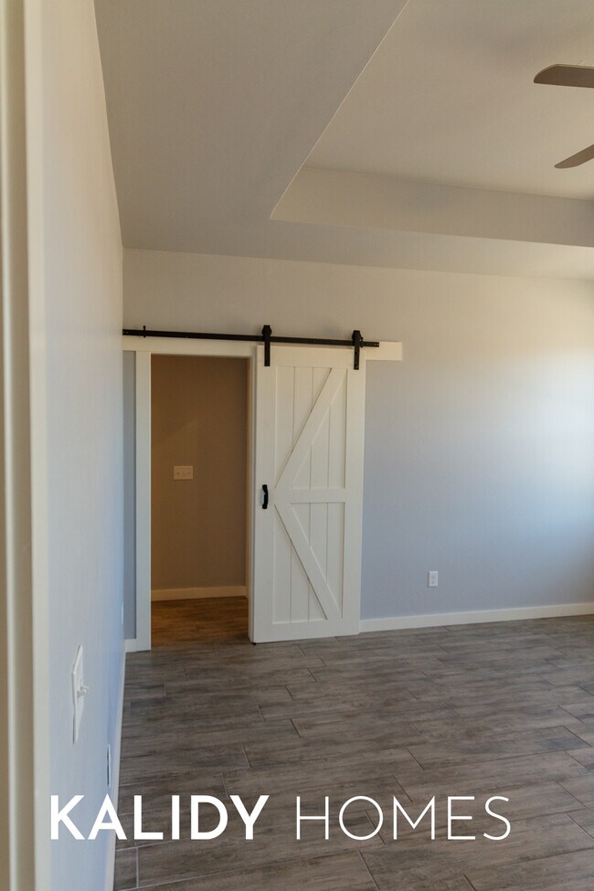 Building Photo - 306 Kirks Holw