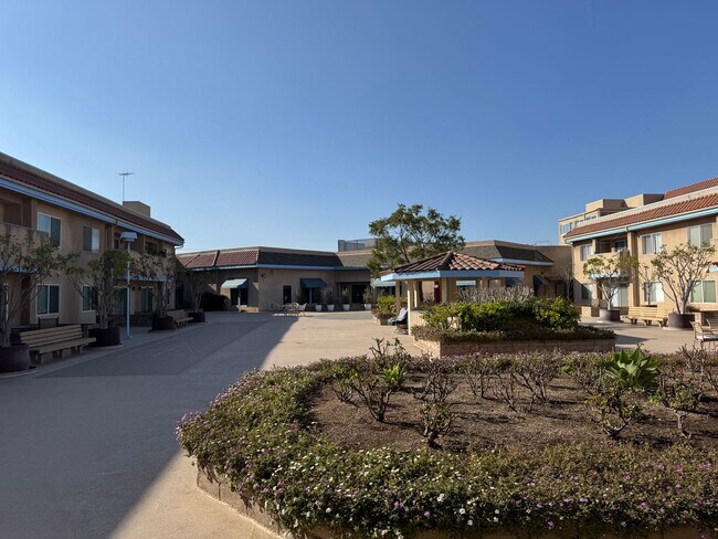 Building Photo - Senior Community Oasis in Torrance!