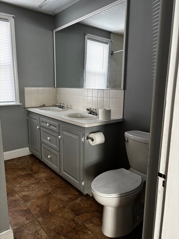 Building Photo - 131 Vernon St