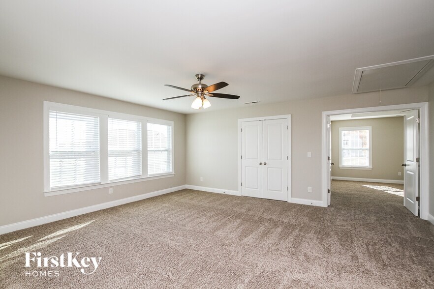 Building Photo - 131 Yellow Birch Loop
