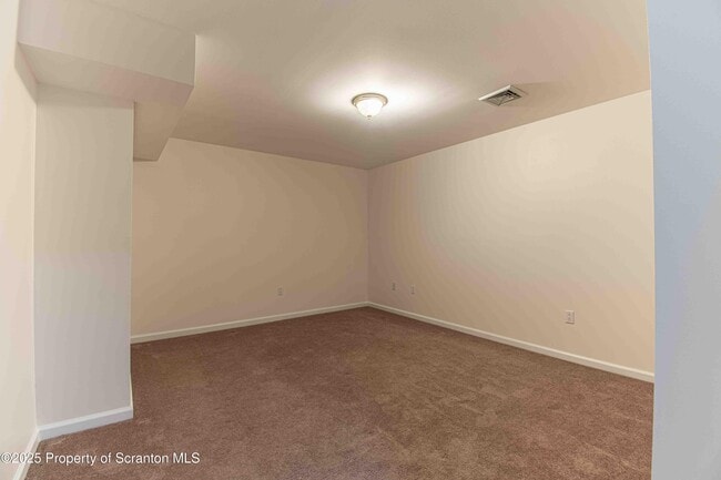 Building Photo - 4013 Pond View Dr