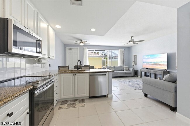 Building Photo - 6076 Islandwalk Blvd