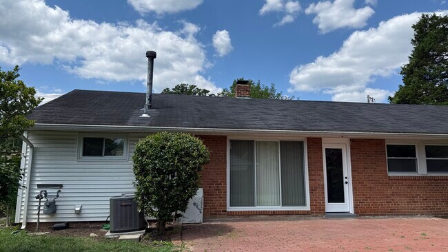Building Photo - 5222 Garner St