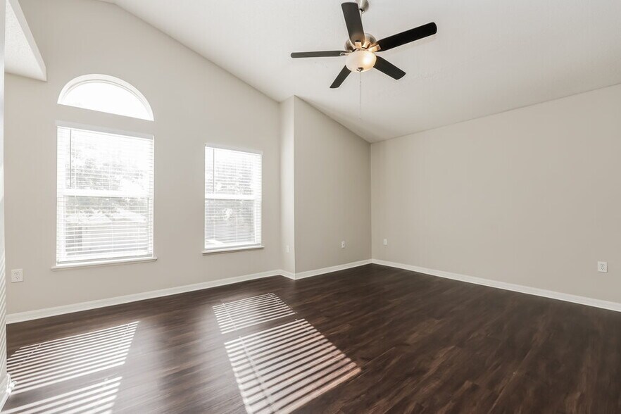 Building Photo - 11162 Summer Star Dr