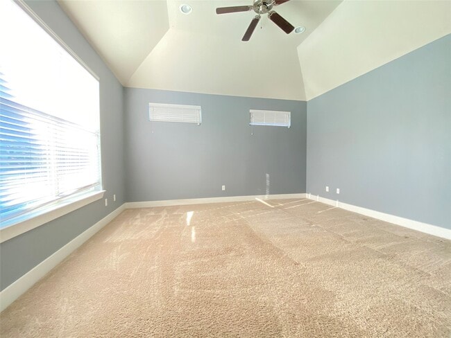 Building Photo - 9510 Cedarpost Square St