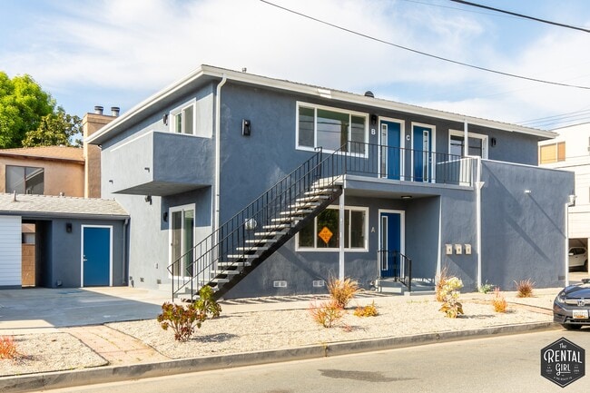 Building Photo - 3872 Bentley Ave