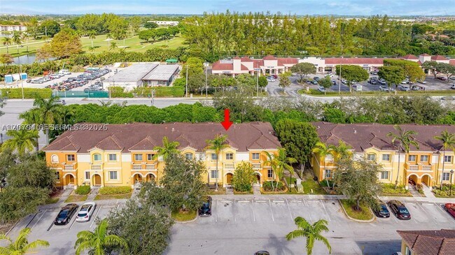 Building Photo - 8989 SW 17th Ct