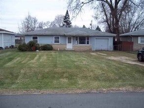 Building Photo - Agent Interest