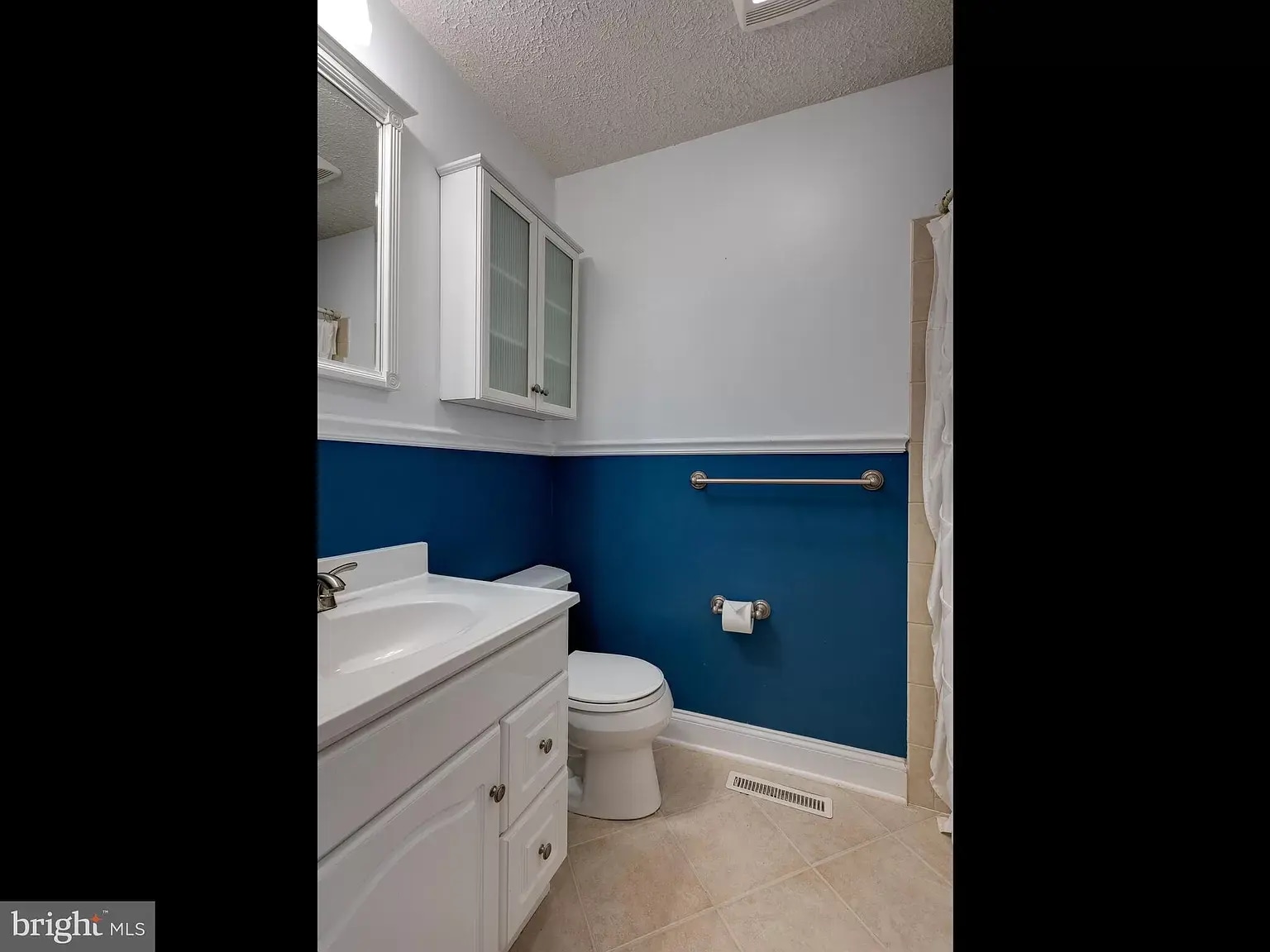 Building Photo - 232 Carlyn Ct