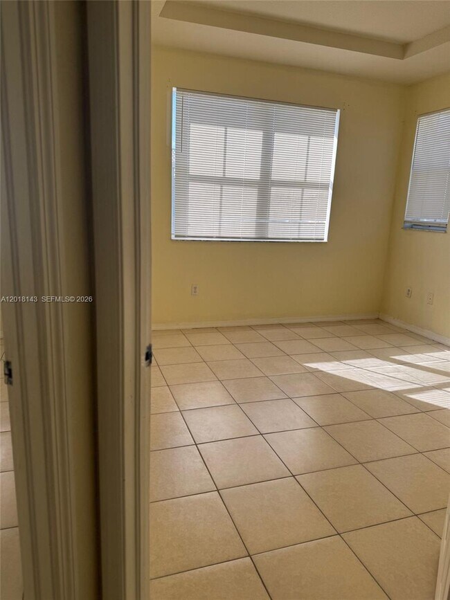 Building Photo - 10870 SW 243rd Ln