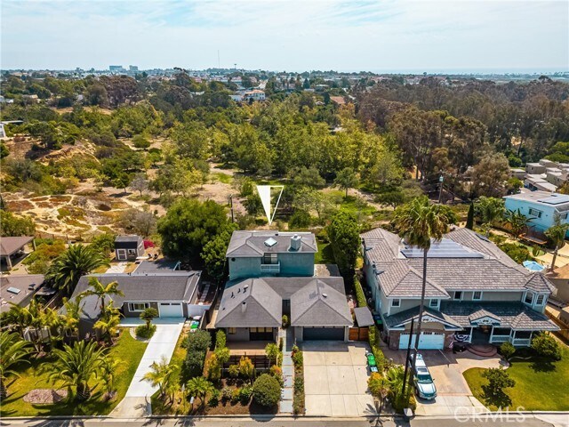 Building Photo - 1003 Grove Pl