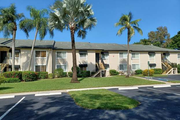 Building Photo - 4000 Crystal Lake Dr