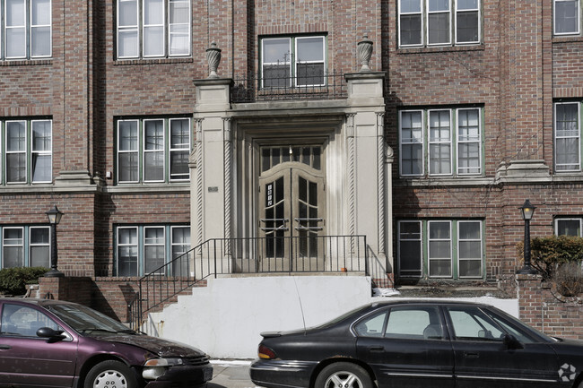 Building Photo - Stevens Square Apartments