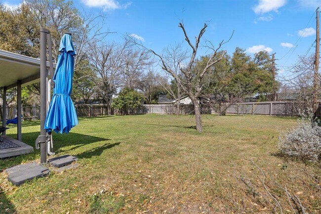 Building Photo - 3610 Lovage Dr
