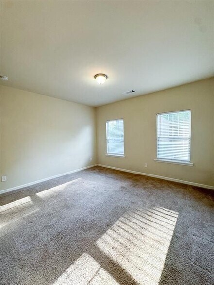 Building Photo - 198 Hardy Water Dr SE